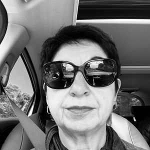 Meet your Posher, Ivana